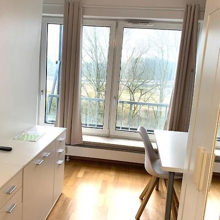 Beautiful Premium Apartment, Near University , Wifi , Free Parking Regensburg Buitenkant foto